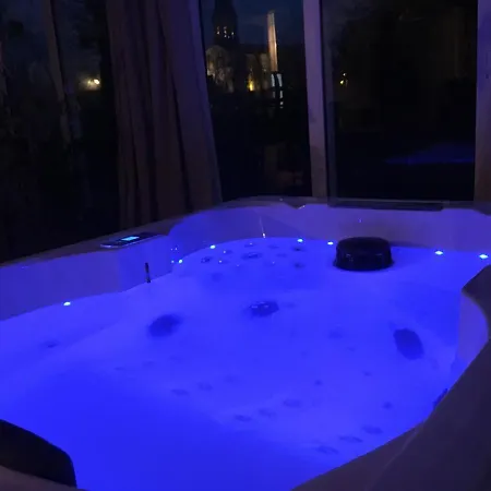Maison La Fontaine بيت للعطل *